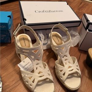 Croft & Barrow Women's Cream Sandals